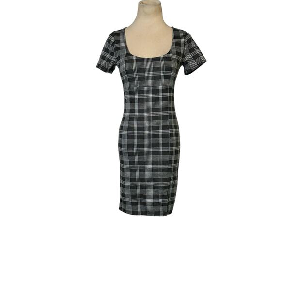 Popular 21 black plaid short sleeves sheath mini dress size Large - Picture 1 of 10